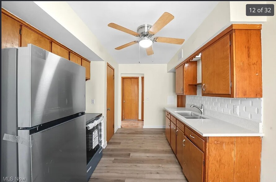 Building Photo - 3340 W 210th St