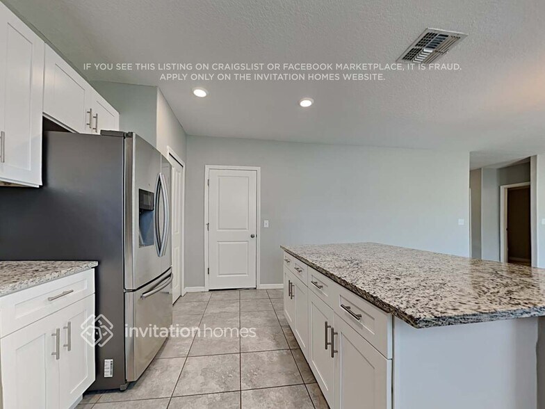 Building Photo - 205 English Heritage Pl