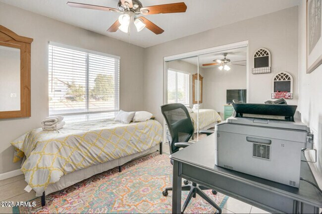 Building Photo - 9819 N 67th Dr