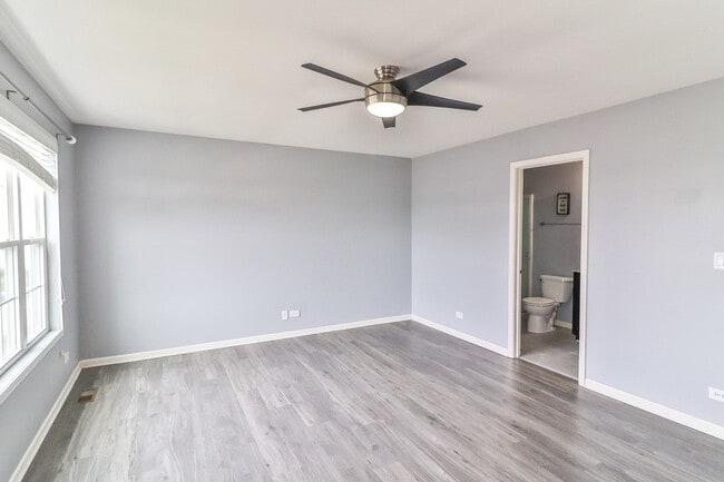 Building Photo - 1125 Alta Vista Dr