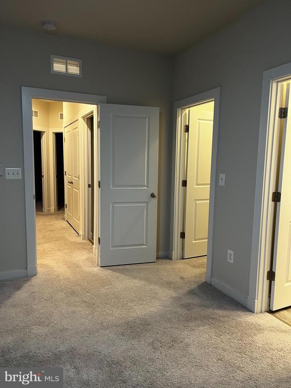 Building Photo - 1430 Becknel Ave