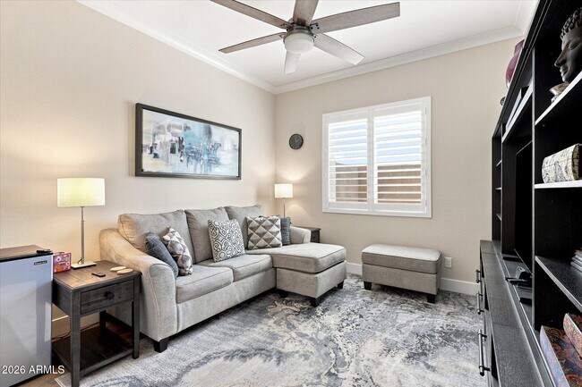 Building Photo - 1118 E Paseo Way