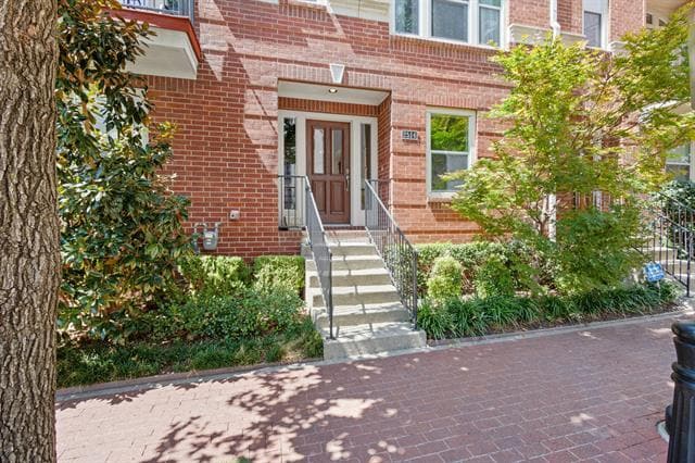 Building Photo - 2514 Worthington St