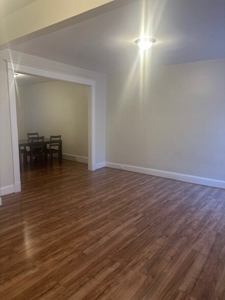 Building Photo - 3216 Gwynns Falls Pkwy