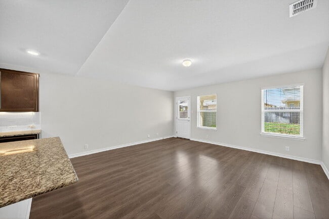 Building Photo - 9931 Bratten Rise