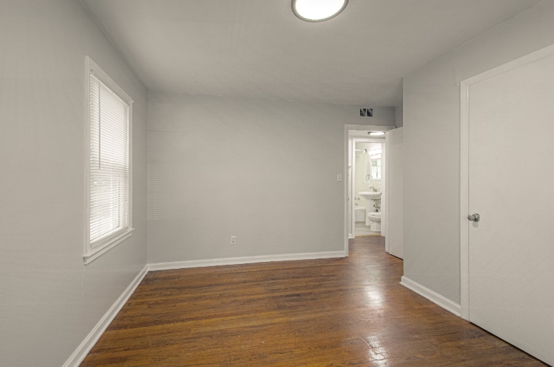 Building Photo - 434 W 88 St