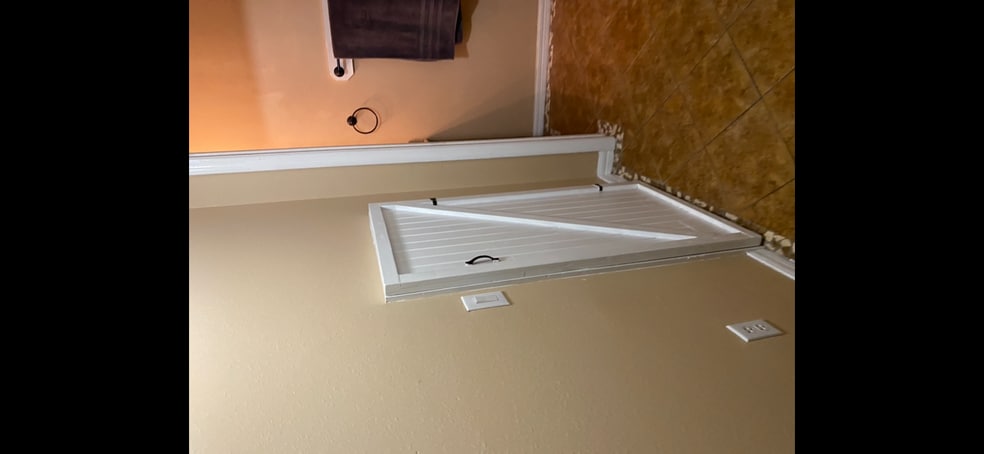 Building Photo - 12828 Kings Lake Dr