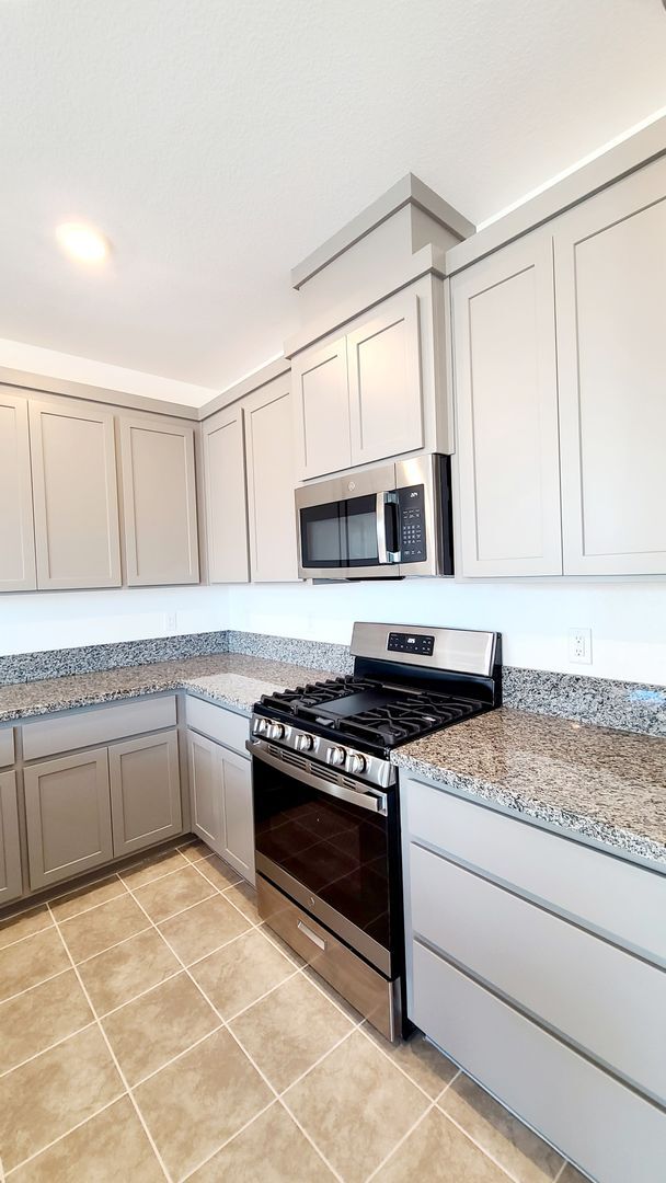 Building Photo - Beautiful Brand New Construction / Single ...