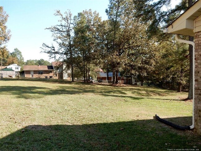 Building Photo - 1113 Oakstone Dr