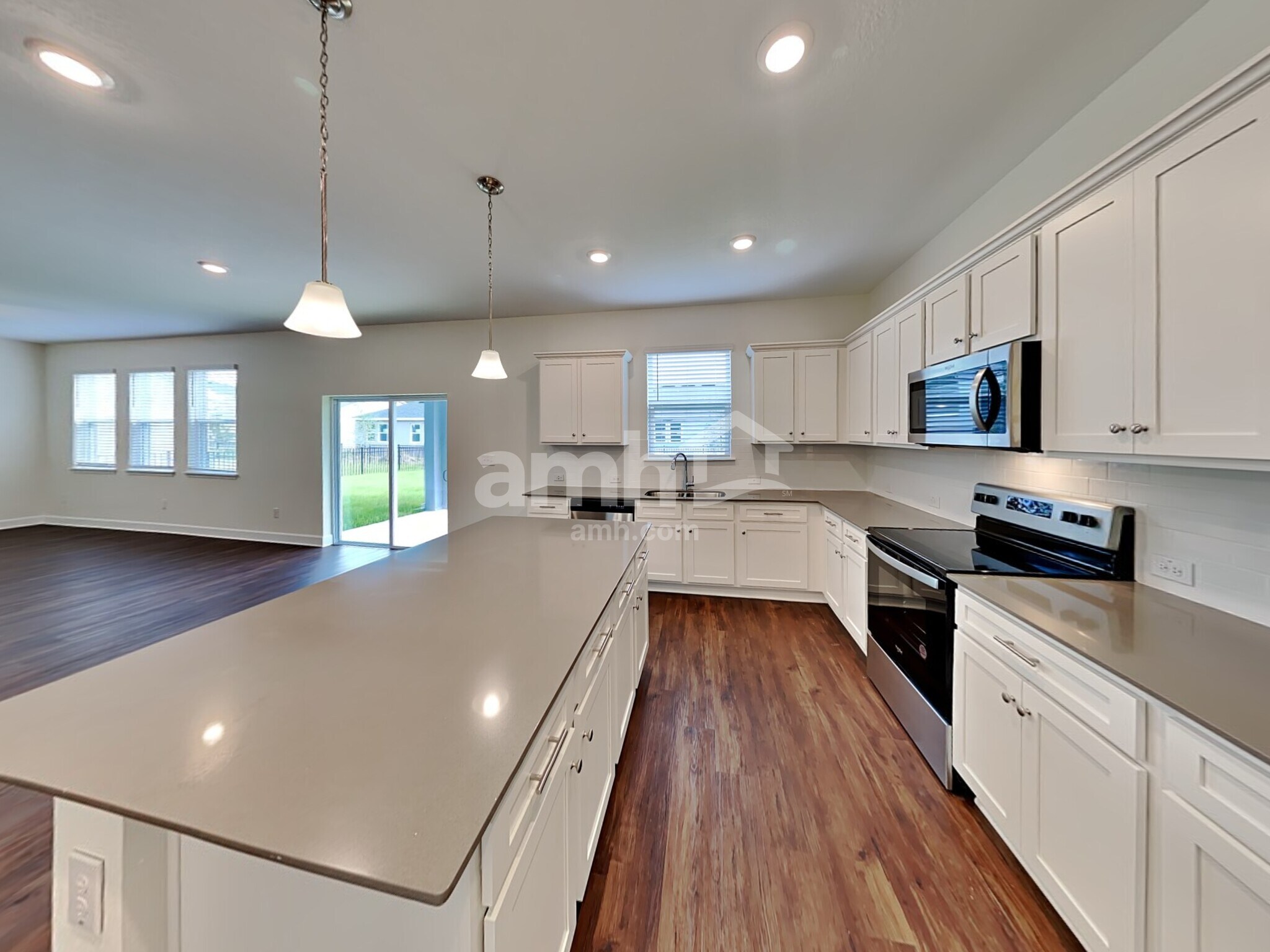 Building Photo - 33942 Thyme Dr