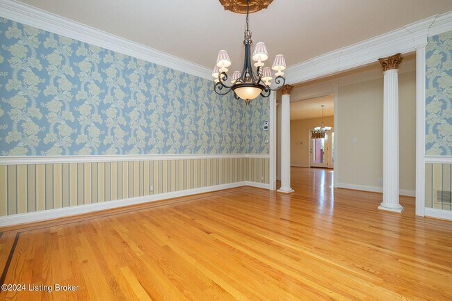 Building Photo - 3003 Glenhill Ct