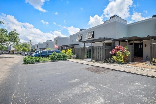 Building Photo - 11244 NW 14th Ct