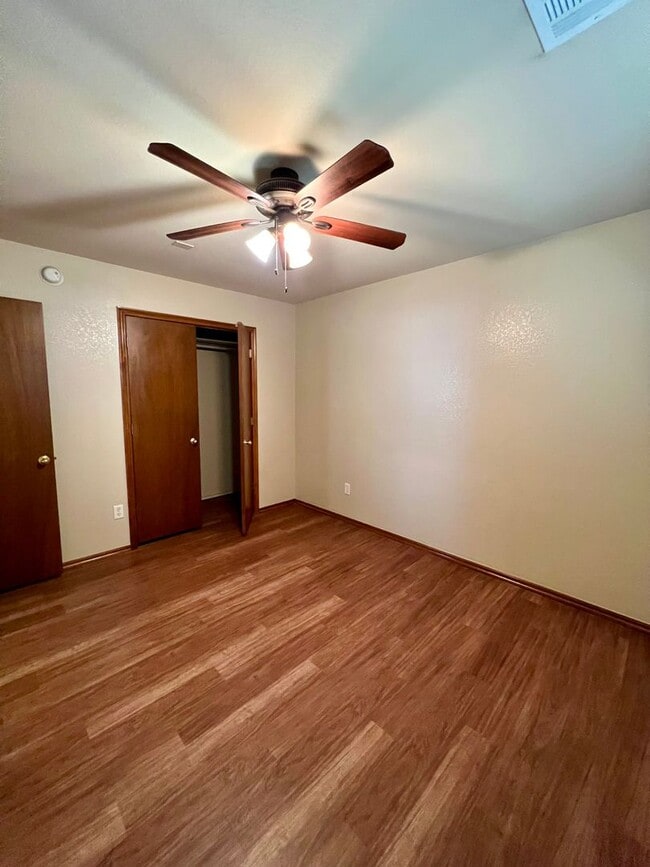 Building Photo - Lovely Rental Home in Heatherwood Neighborhood!