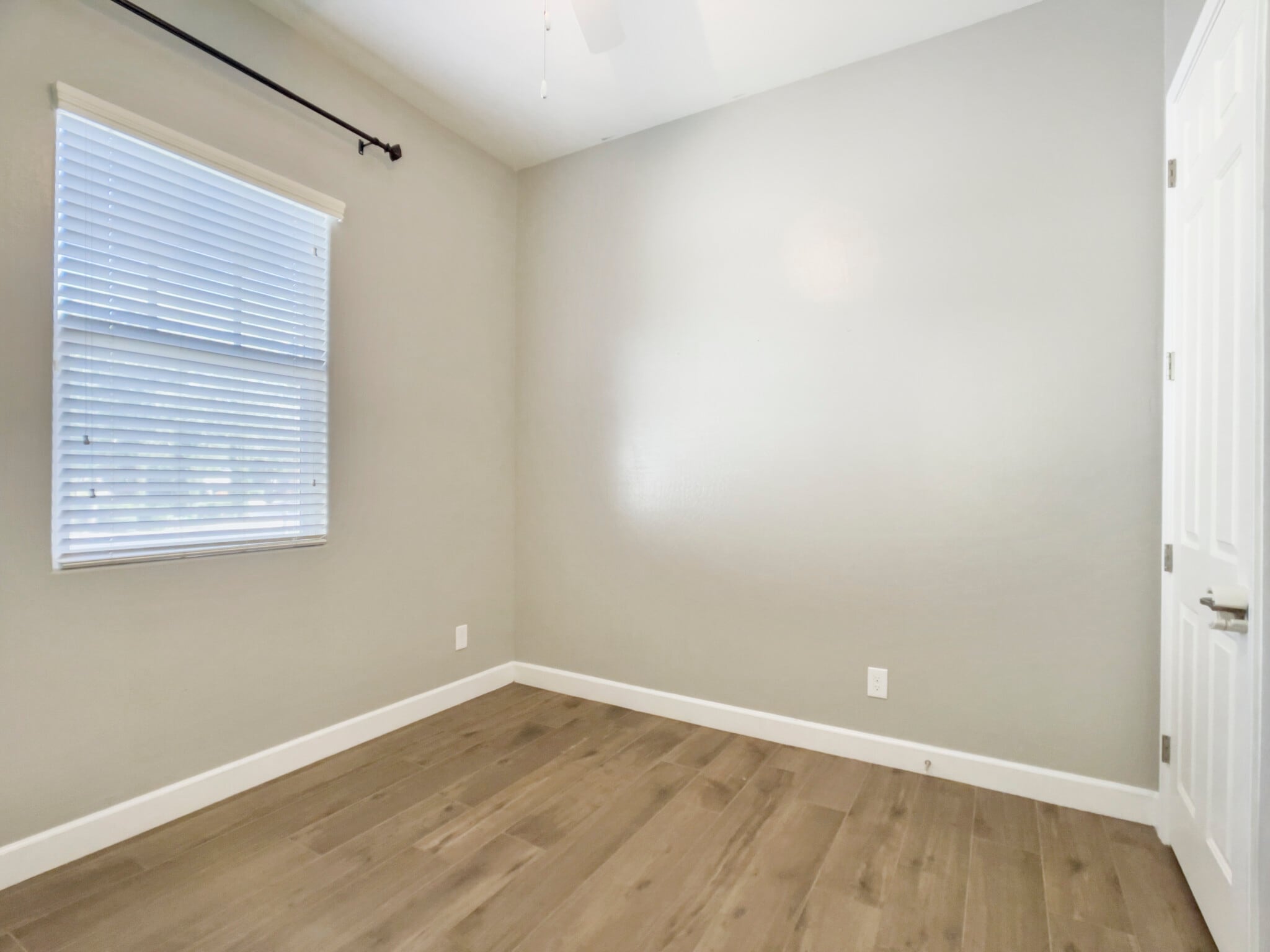 Building Photo - 5132 S Centric Way