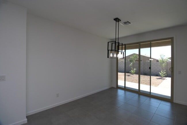 Building Photo - 16067 W El Cortez Pl