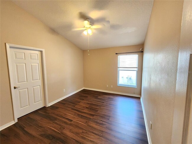 Building Photo - 322 Summer Sails Dr
