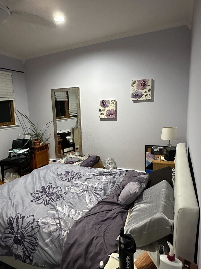bedroom 1 - 556 1st St