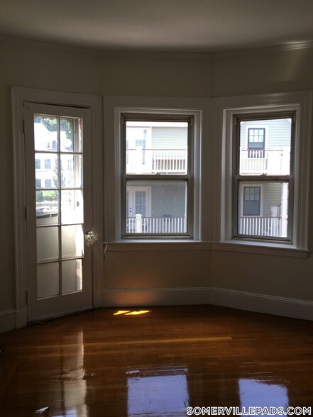Building Photo - 163 Summer St