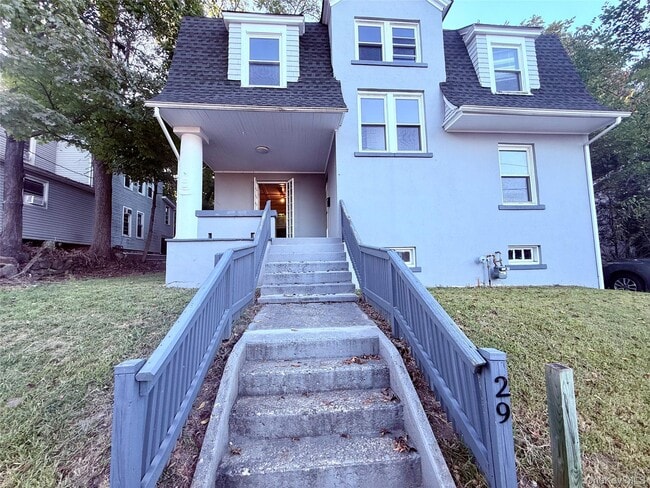 Primary Photo - 29 Beacon St
