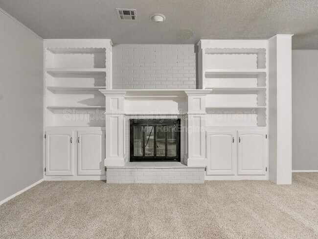 Building Photo - 6109 Kingston Rd