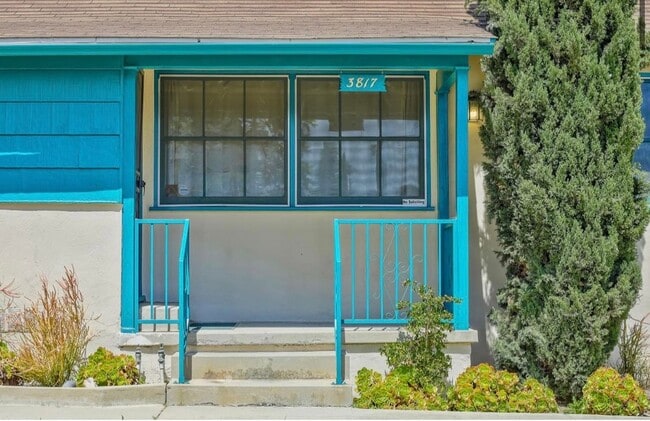 Building Photo - 3817 Burnside Ave