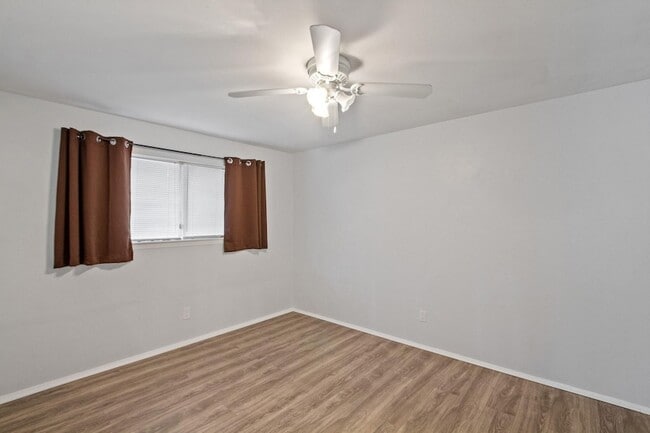 Building Photo - 1435 Silverpines Rd