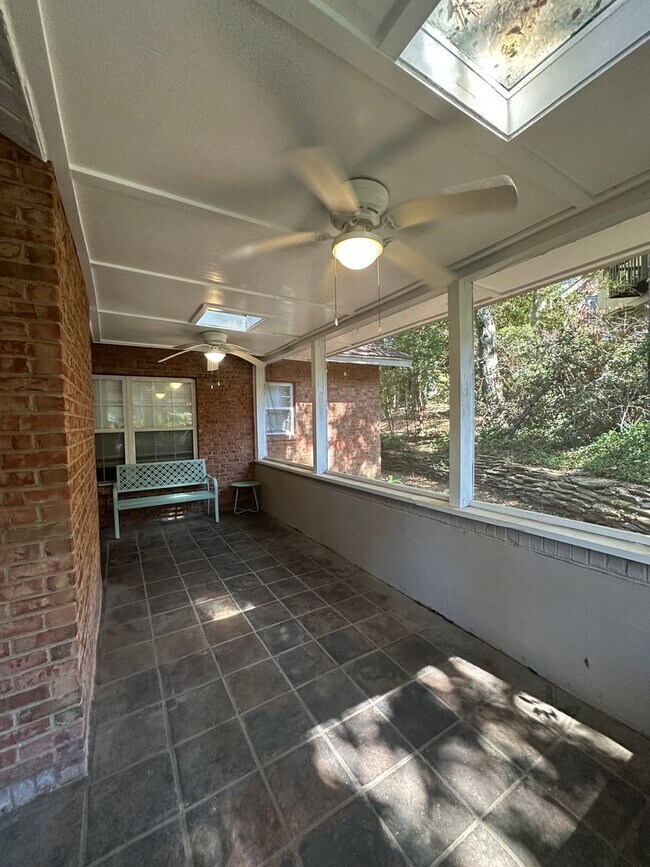 Building Photo - Killearn Pebble Creek HOA Community 2/2 Si...