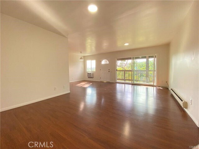 Building Photo - 322 Miraleste Dr
