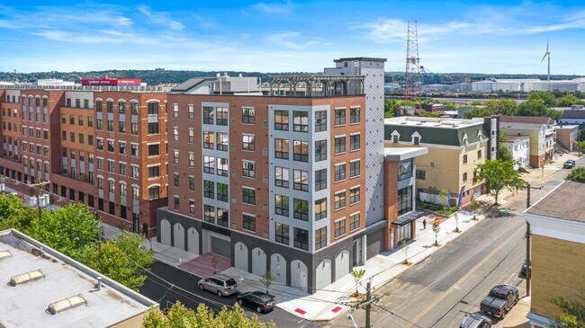 Building Photo - 172 AVENUE F Ave