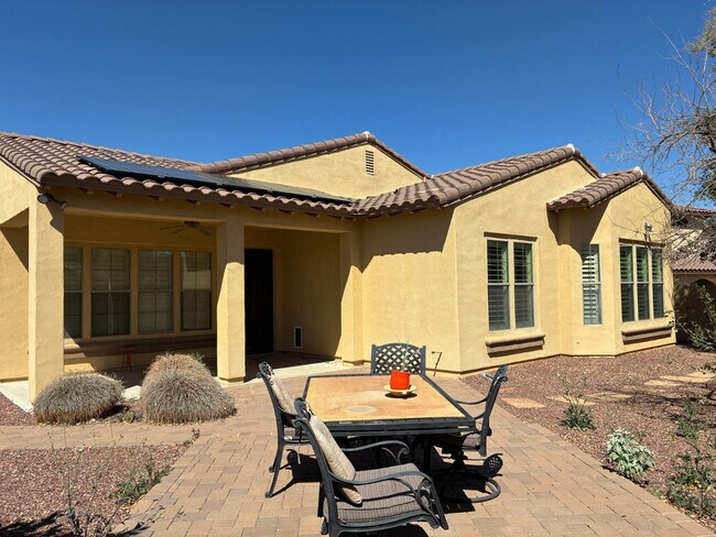 Building Photo - 20973 W Cora Vista