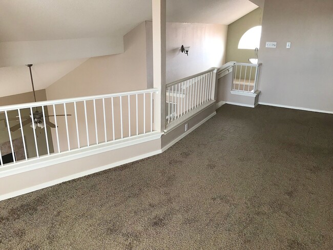 Building Photo - West El Paso 3 bed refrig A/C Home with Bonus Loft and Solar!