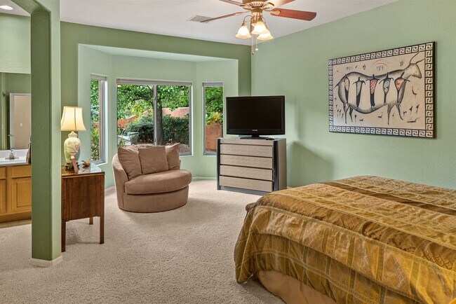 Building Photo - 90 E Bighorn Ct