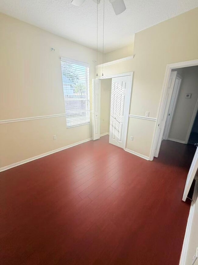 Building Photo - 404 Bluff Pass Dr