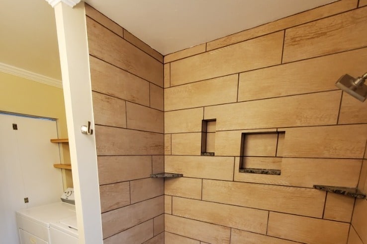 Building Photo - 421 N Ditmar St