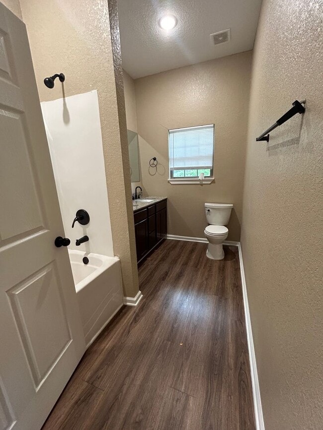 Building Photo - 5302 Summit St