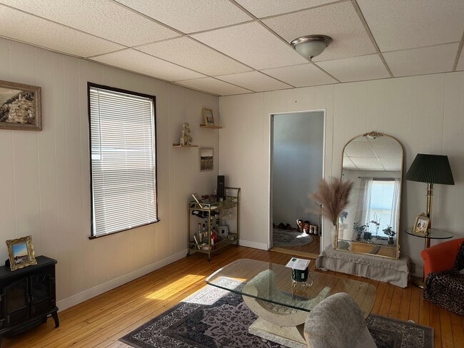 Building Photo - 173-175 Bayview