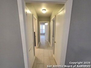 Building Photo - 327 Bexar Dr