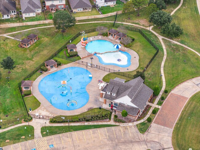 Building Photo - 26323 Crystal Cove Ln