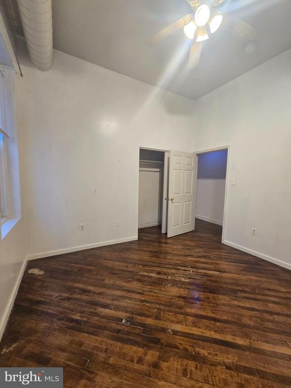 Building Photo - 1304 Walnut St