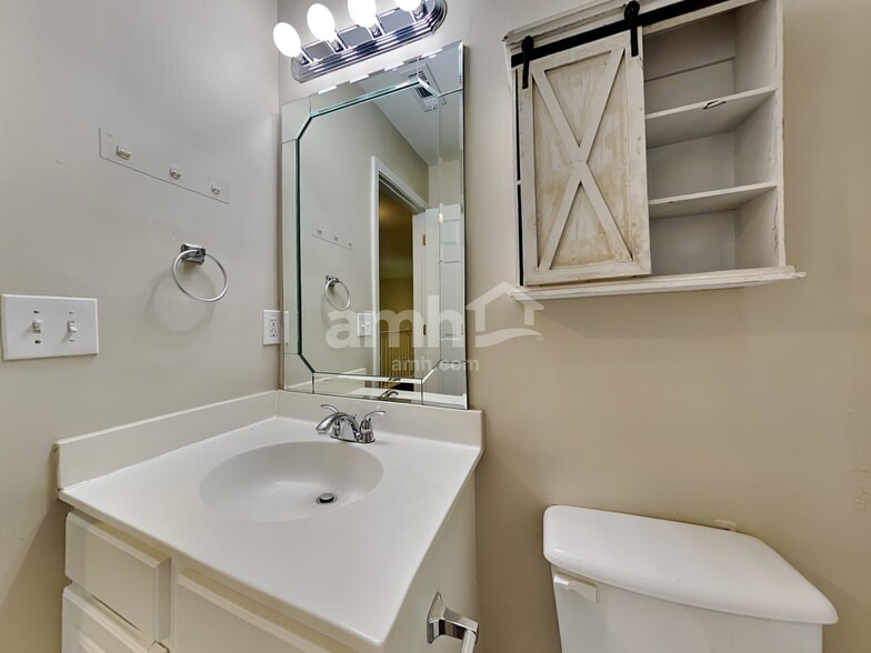 Building Photo - 4649 Howell Farms Dr NW