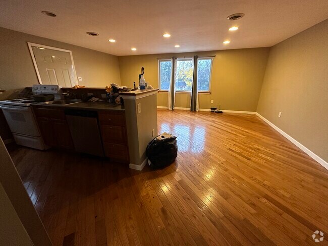 Building Photo - 136 Clairton Blvd