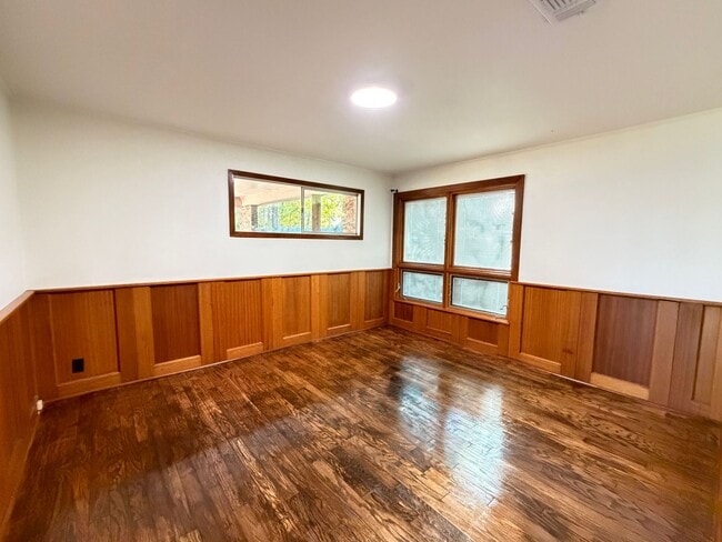 Building Photo - 5 Bed 3 Bath Home in Ruston