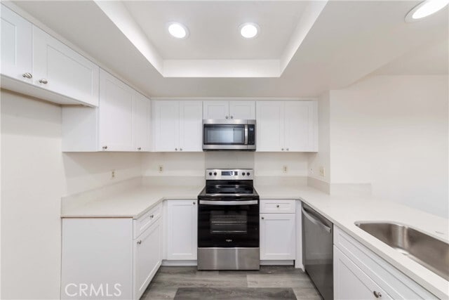 Building Photo - 2518 Greenwich Dr