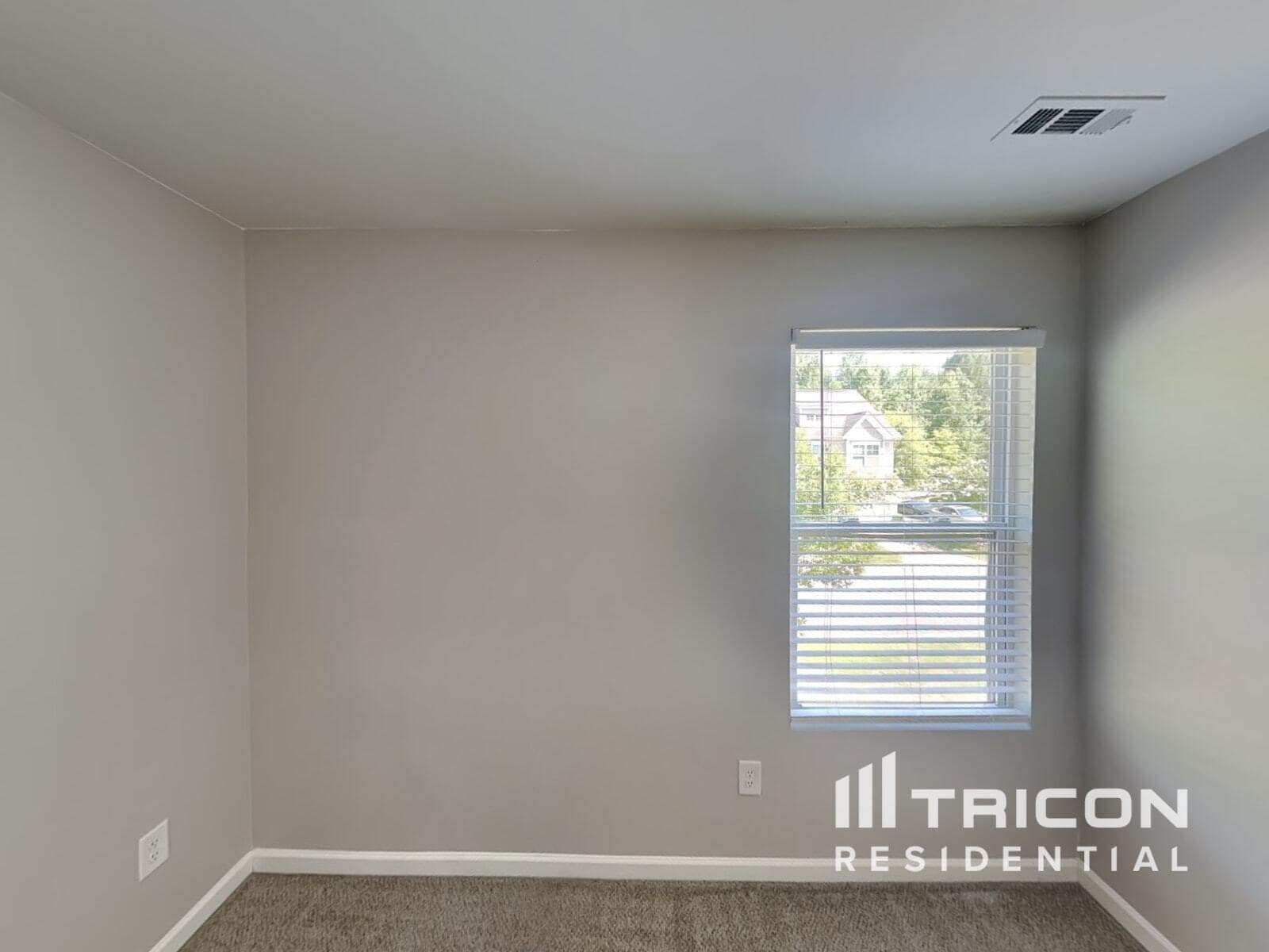 Building Photo - 2047 Aragon Lane