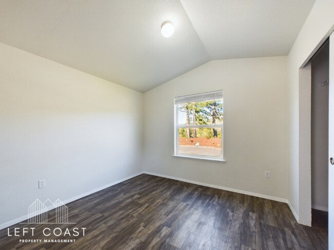 Building Photo - 2368 Salmon River Hwy