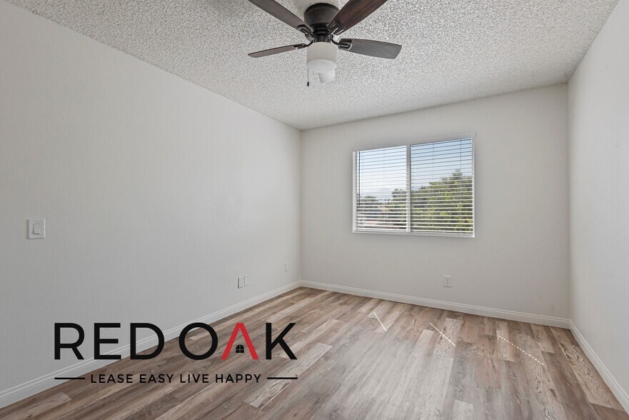 Building Photo - 1215 D St