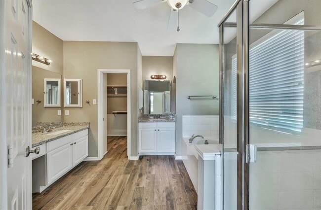 Building Photo - 5831 Sawyer Bend Ln