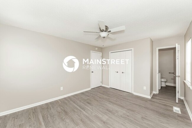 Building Photo - 3 Bedroom Pet-Friendly Home in Birmingham, AL with Main Street Renewal