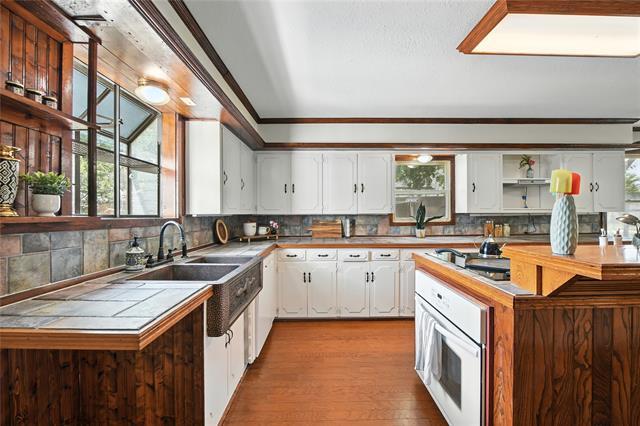 Building Photo - 1323 Dublin St