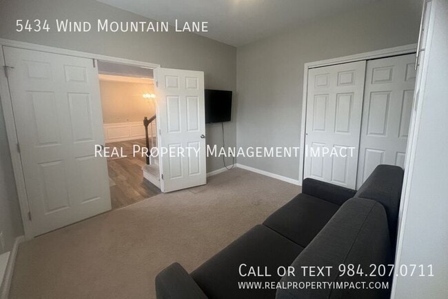 Building Photo - 5434 Wind Mountain Ln